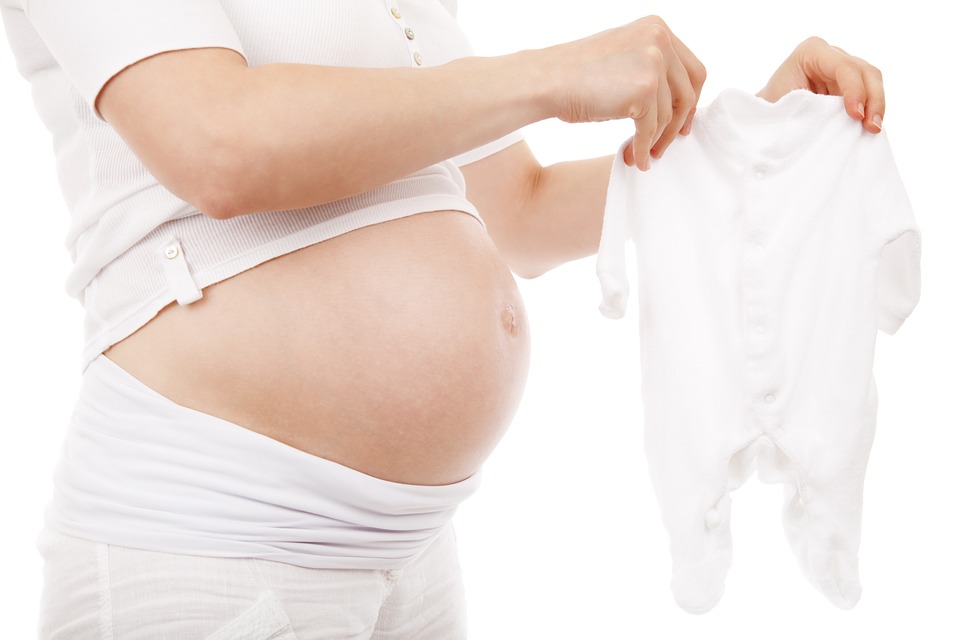 ¿Cómo bajar de peso después del parto?